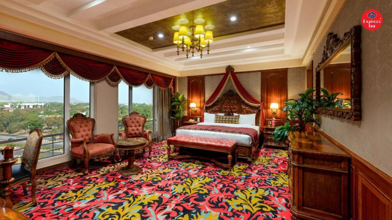 Express The Business Luxury Nashik